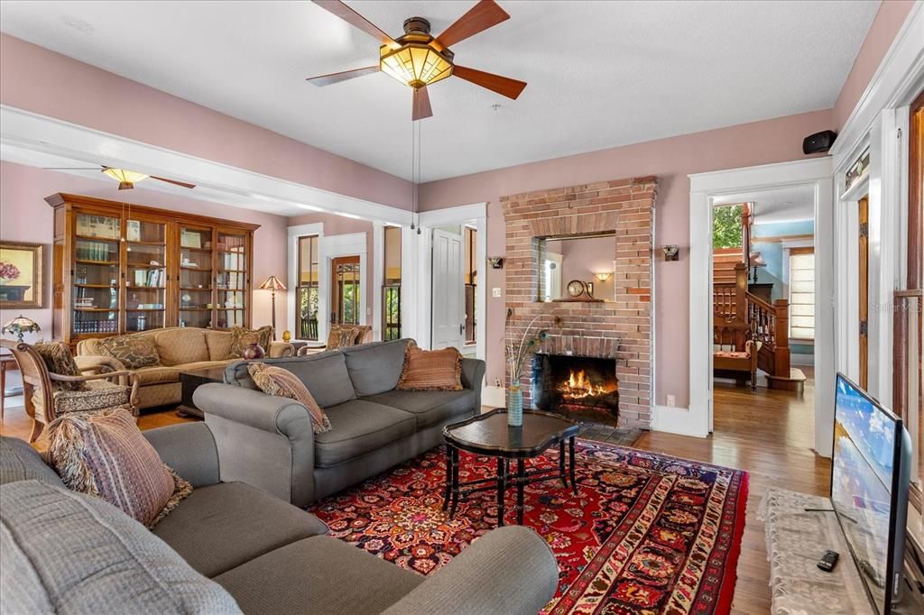 En Venta: $1,650,000 (6 camas, 7 baños, 5614 Pies cuadrados)