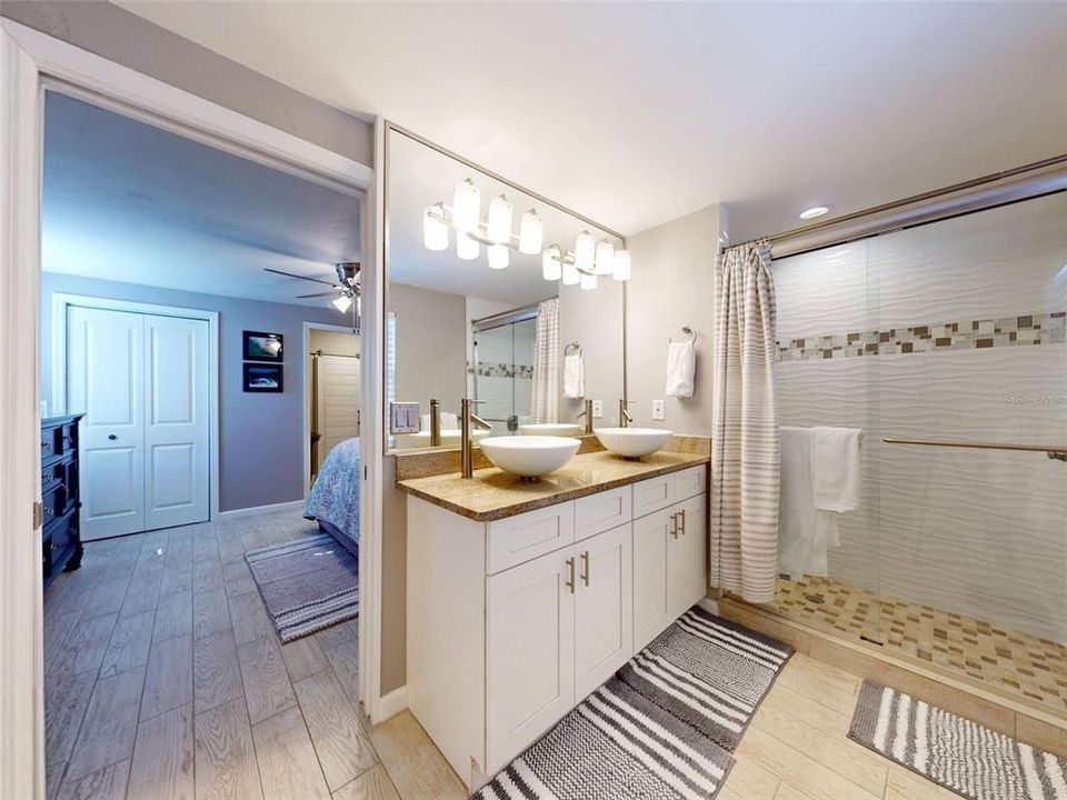 For Sale: $725,000 (3 beds, 2 baths, 1530 Square Feet)