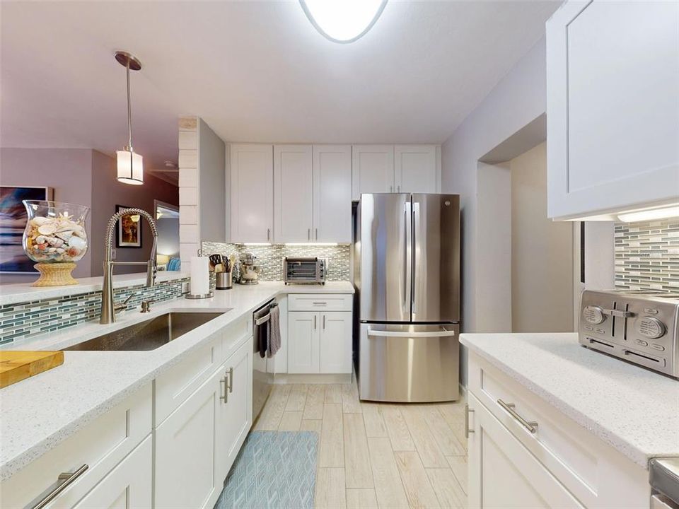 For Sale: $725,000 (3 beds, 2 baths, 1530 Square Feet)