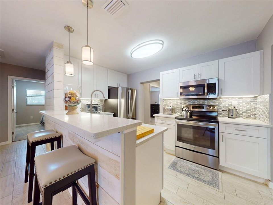 For Sale: $725,000 (3 beds, 2 baths, 1530 Square Feet)