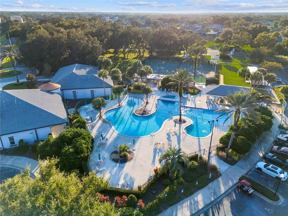 En Venta: $359,900 (3 camas, 2 baños, 2087 Pies cuadrados)