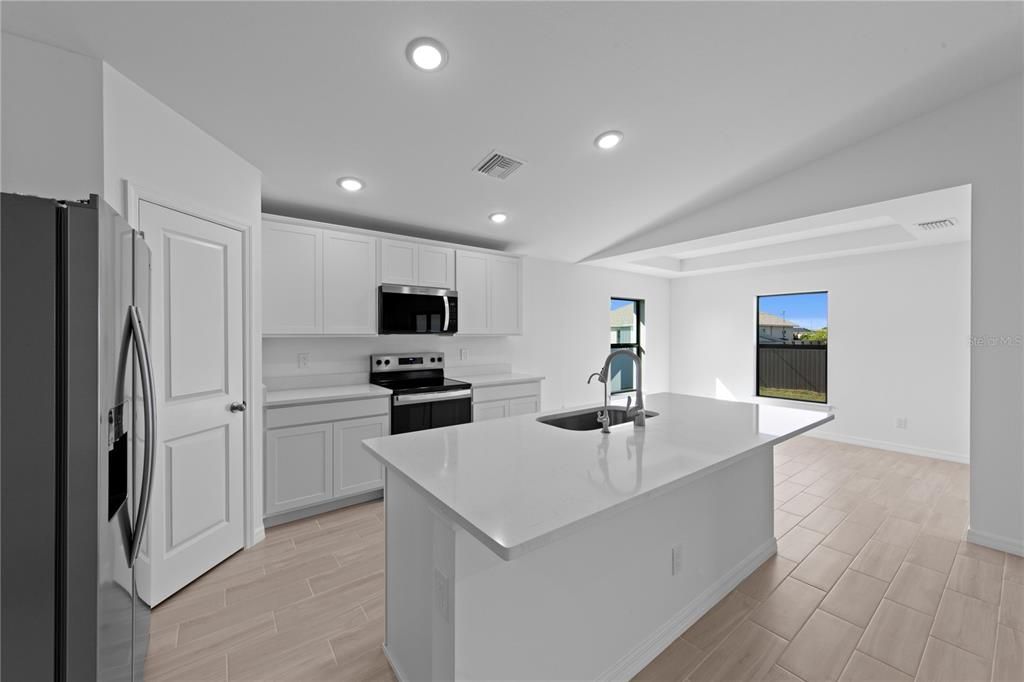 For Sale: $318,990 (3 beds, 2 baths, 1550 Square Feet)