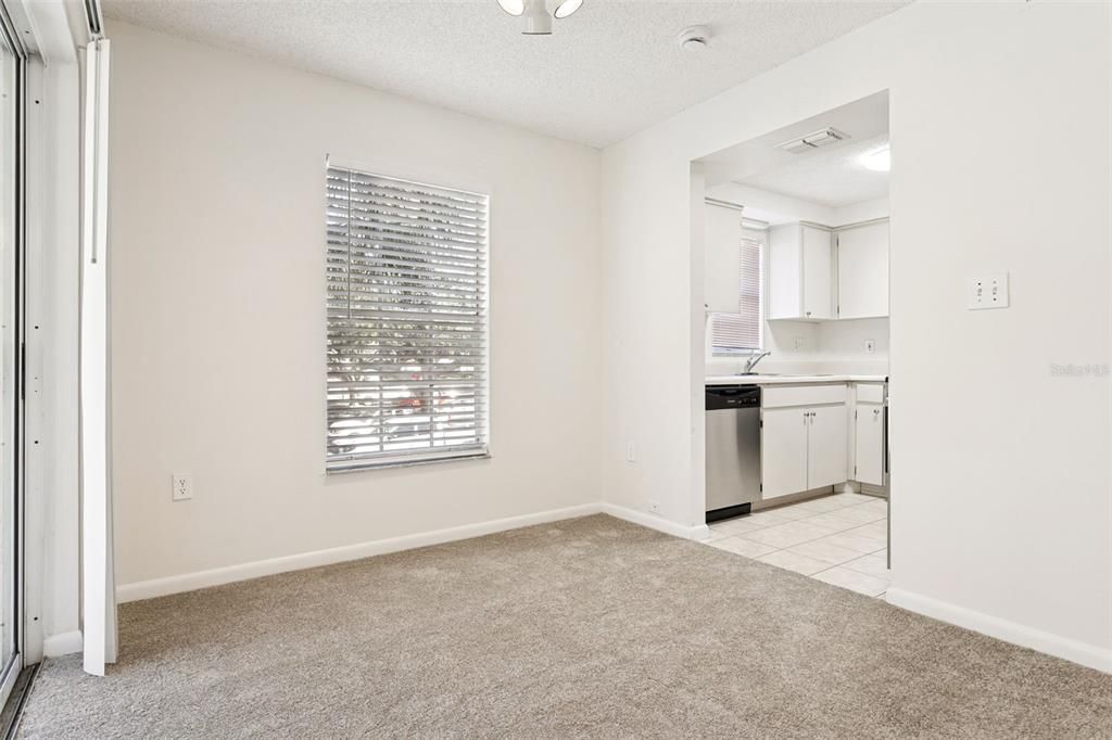 For Rent: $1,750 (2 beds, 2 baths, 1108 Square Feet)