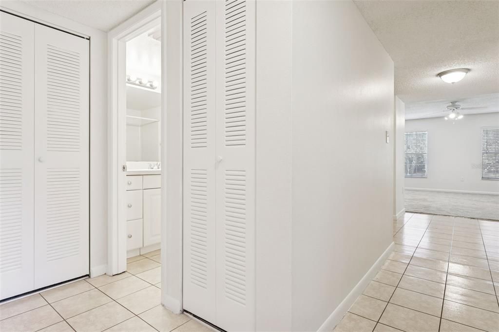 For Rent: $1,750 (2 beds, 2 baths, 1108 Square Feet)