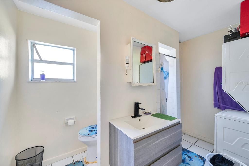 En Venta: $220,000 (3 camas, 3 baños, 1573 Pies cuadrados)