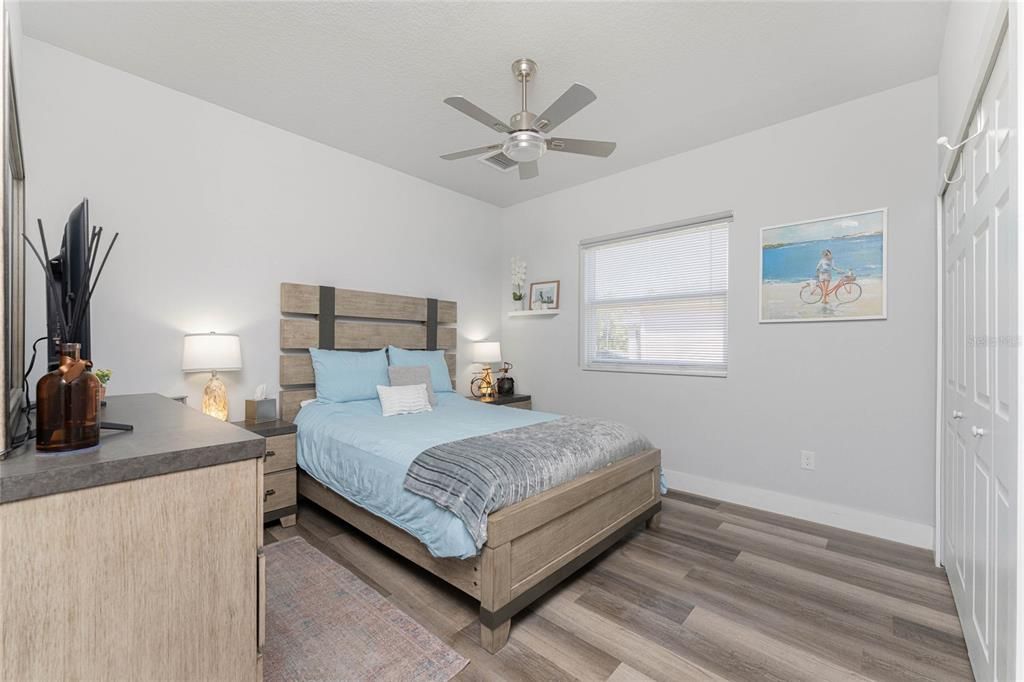 For Sale: $379,900 (3 beds, 2 baths, 1618 Square Feet)