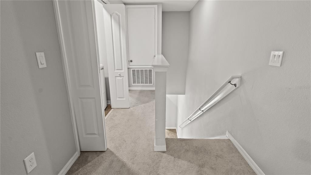 На продажу: $379,000 (3 спален, 2 ванн, 1451 Квадратных фут)