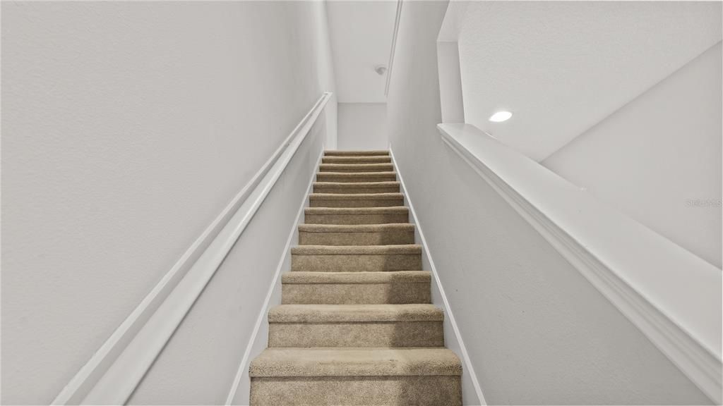 На продажу: $379,000 (3 спален, 2 ванн, 1451 Квадратных фут)