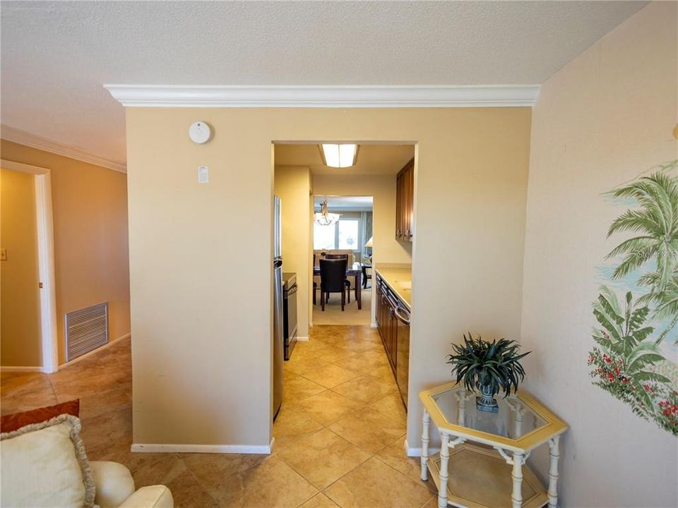 For Sale: $539,000 (2 beds, 2 baths, 1165 Square Feet)