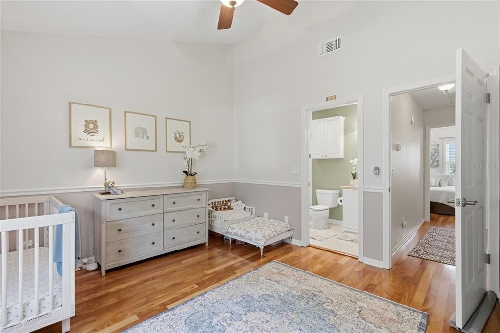 Active With Contract: $498,000 (2 beds, 2 baths, 1266 Square Feet)