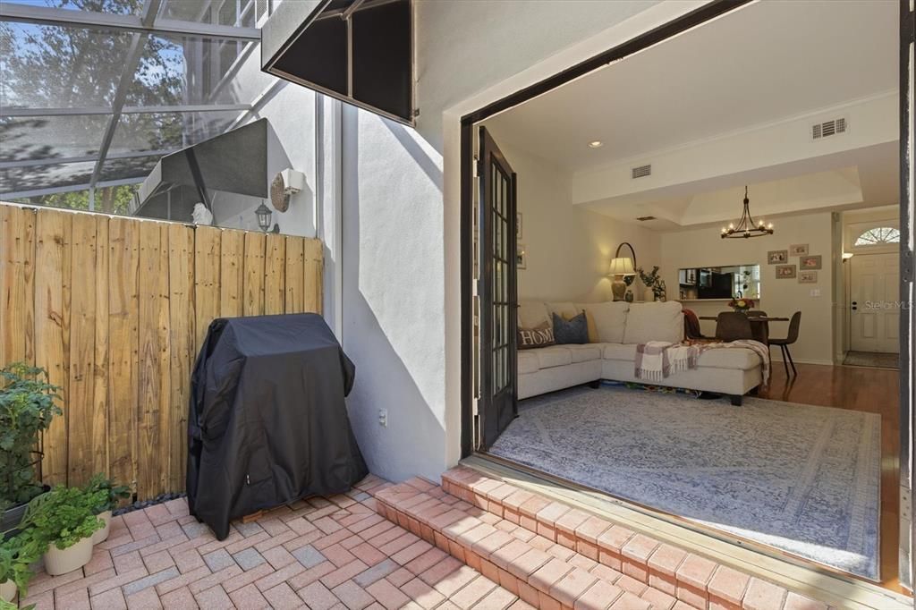 Active With Contract: $498,000 (2 beds, 2 baths, 1266 Square Feet)