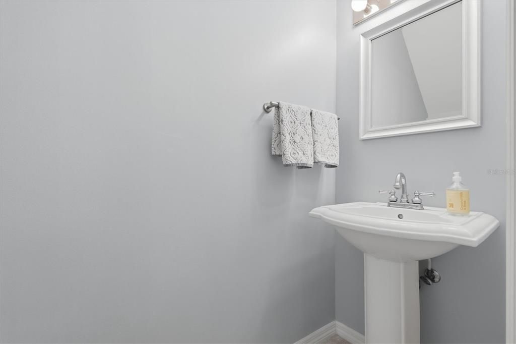 Active With Contract: $498,000 (2 beds, 2 baths, 1266 Square Feet)