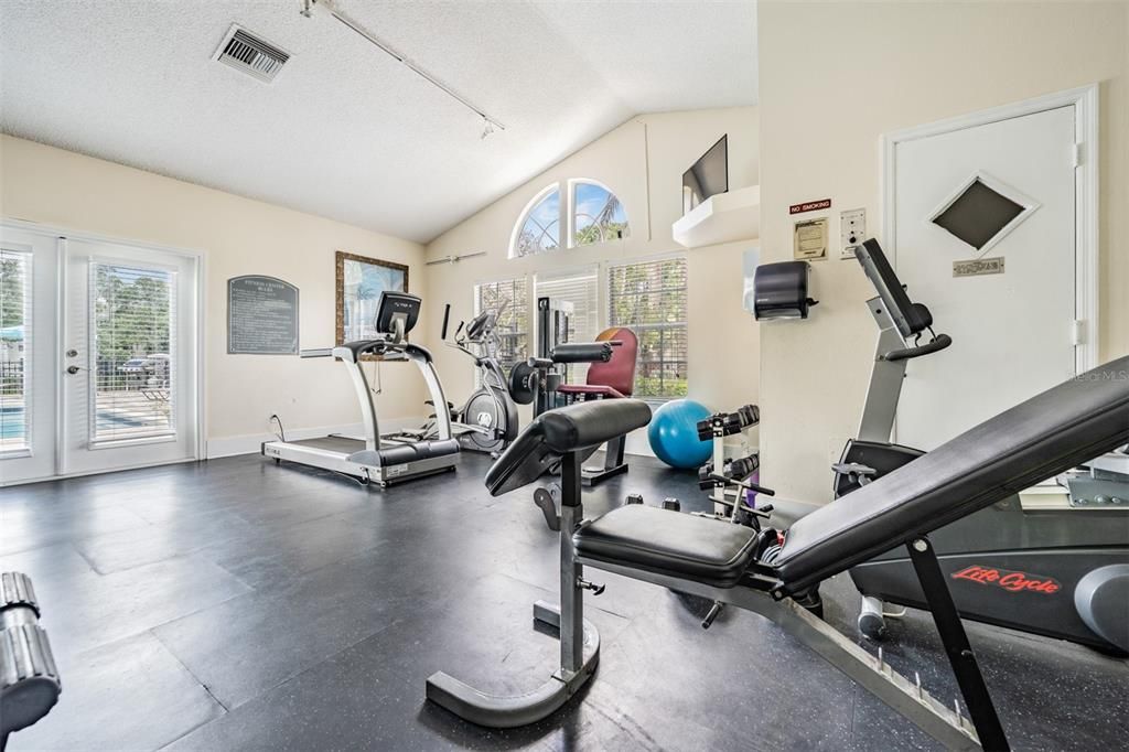 For Sale: $225,000 (3 beds, 2 baths, 1210 Square Feet)