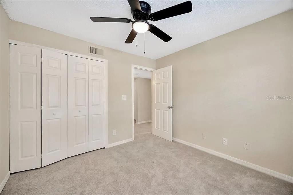 For Sale: $225,000 (3 beds, 2 baths, 1210 Square Feet)