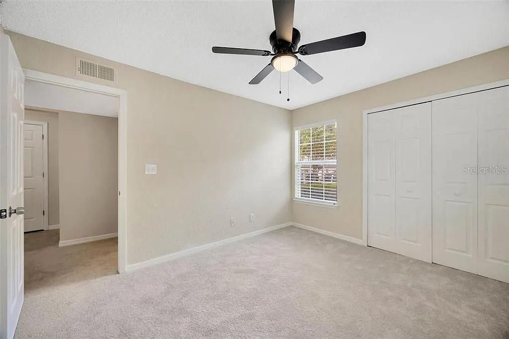 For Sale: $225,000 (3 beds, 2 baths, 1210 Square Feet)