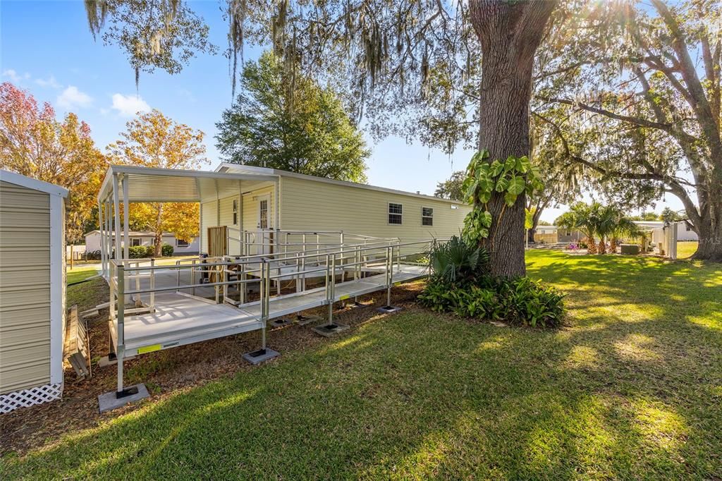 На продажу: $169,900 (3 спален, 2 ванн, 1250 Квадратных фут)