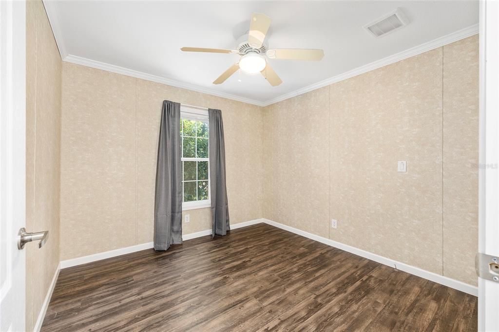 На продажу: $169,900 (3 спален, 2 ванн, 1250 Квадратных фут)