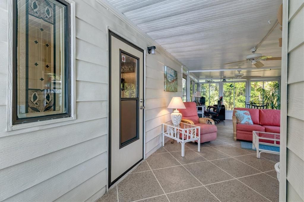 Activo con contrato: $179,900 (2 camas, 2 baños, 1120 Pies cuadrados)