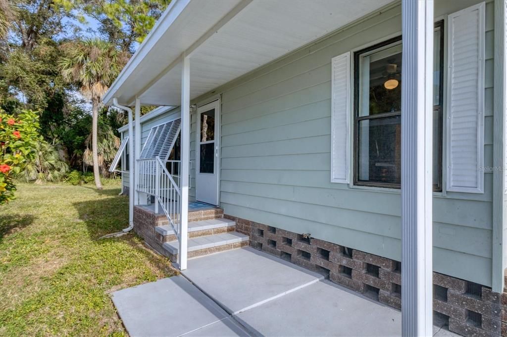 Activo con contrato: $179,900 (2 camas, 2 baños, 1120 Pies cuadrados)