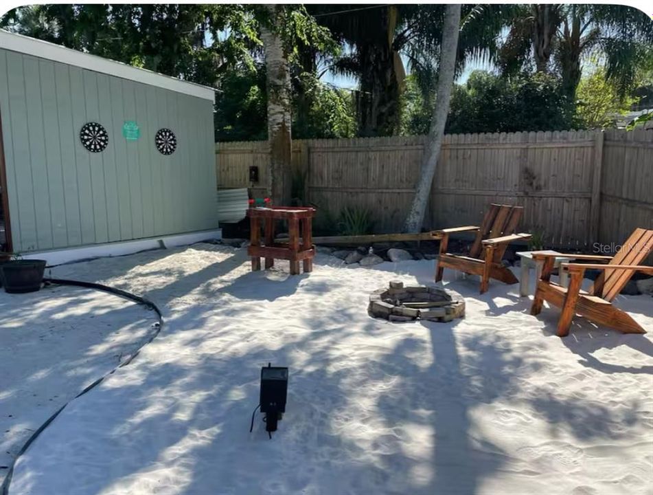 For Sale: $850,000 (5 beds, 4 baths, 3733 Square Feet)