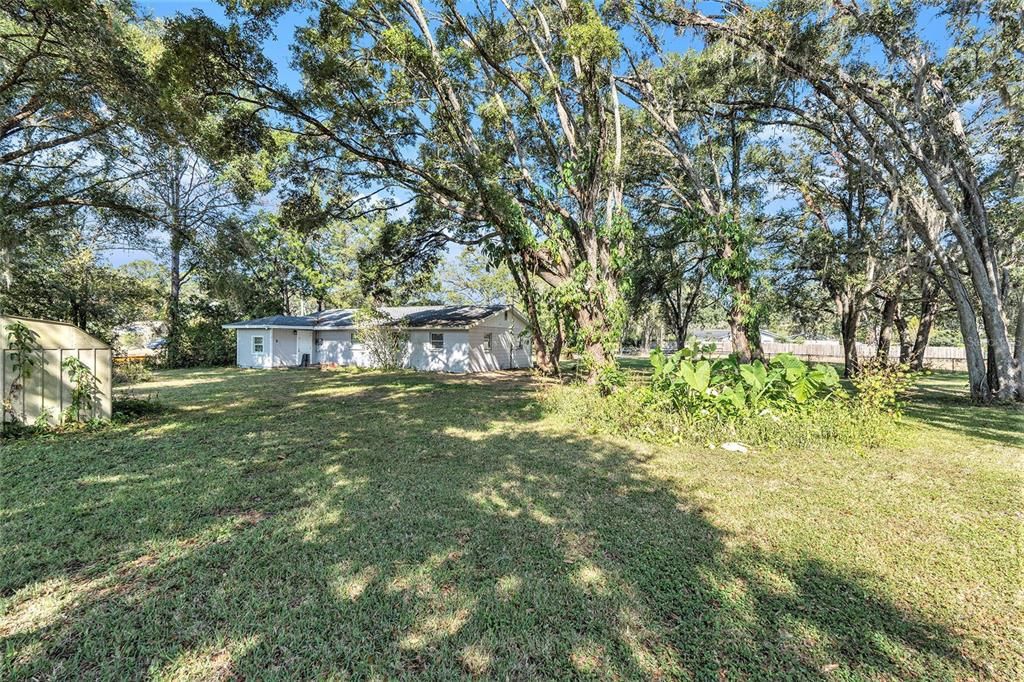 Activo con contrato: $250,000 (3 camas, 2 baños, 1462 Pies cuadrados)