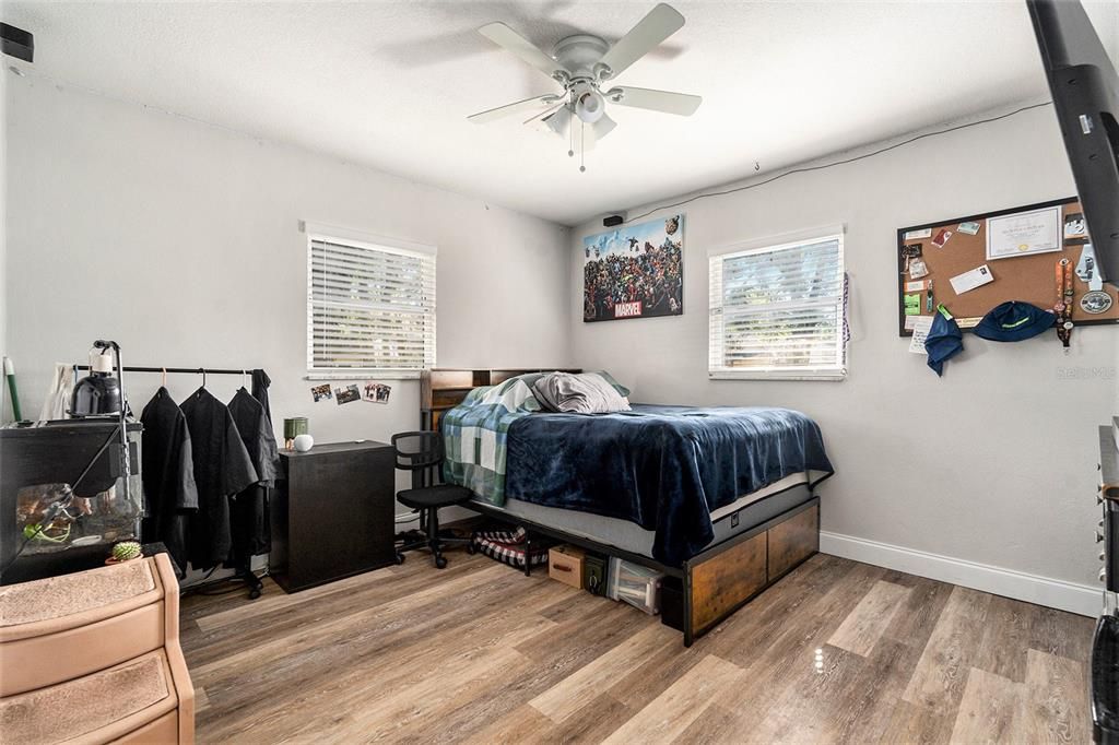 Activo con contrato: $250,000 (3 camas, 2 baños, 1462 Pies cuadrados)