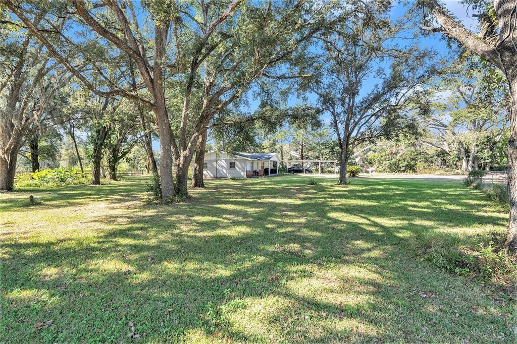 Activo con contrato: $250,000 (3 camas, 2 baños, 1462 Pies cuadrados)