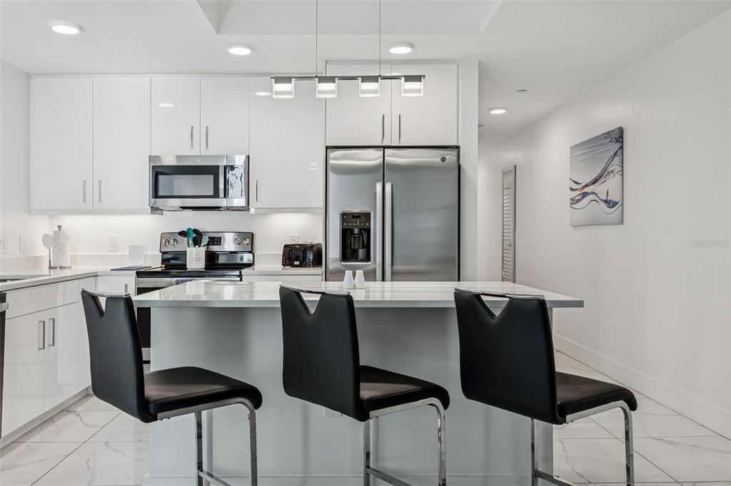 待售: $970,000 (2 贝兹, 2 浴室, 992 平方英尺)