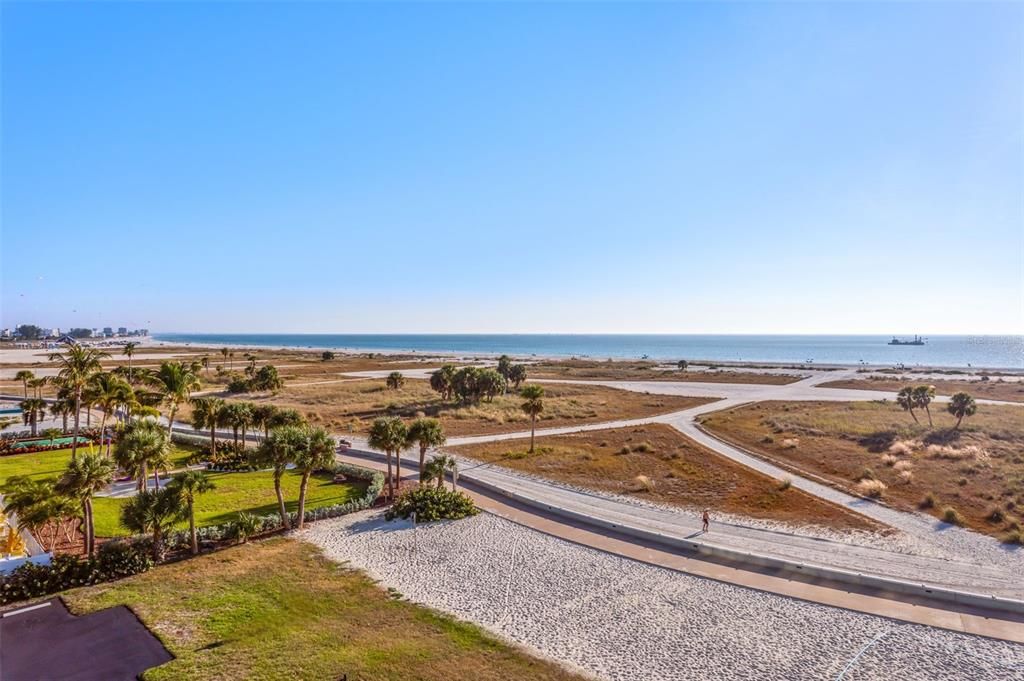 待售: $970,000 (2 贝兹, 2 浴室, 992 平方英尺)