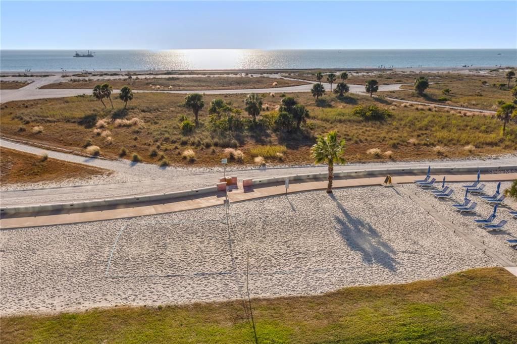 待售: $970,000 (2 贝兹, 2 浴室, 992 平方英尺)