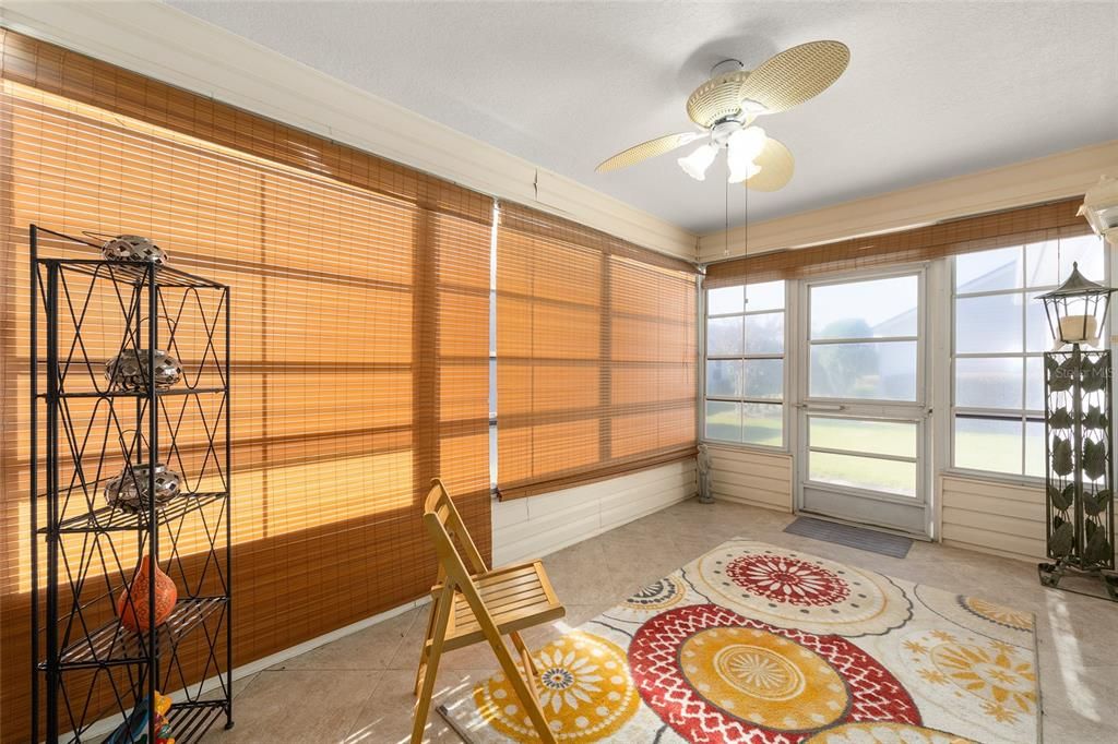 For Sale: $319,900 (2 beds, 2 baths, 1248 Square Feet)