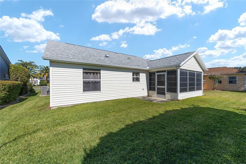 For Sale: $319,900 (2 beds, 2 baths, 1248 Square Feet)