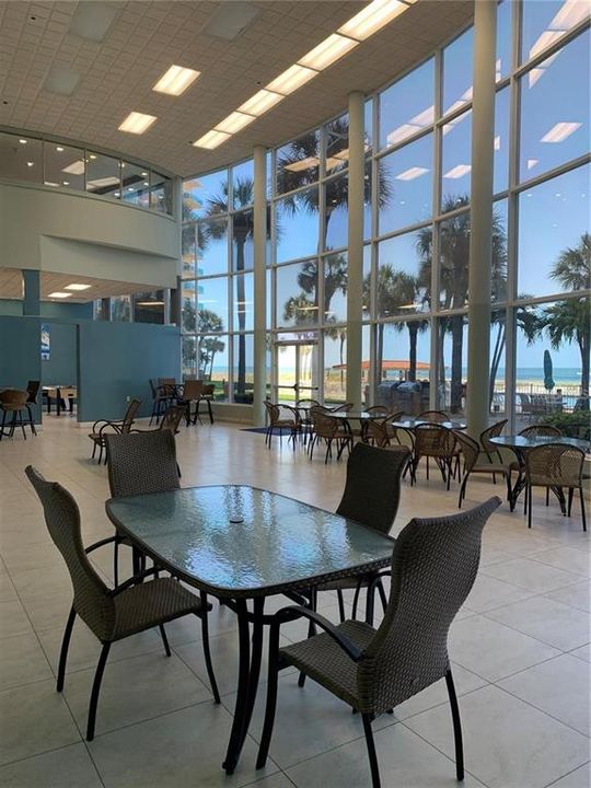 For Rent: $2,600 (1 beds, 1 baths, 775 Square Feet)