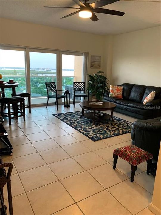 For Rent: $2,600 (1 beds, 1 baths, 775 Square Feet)