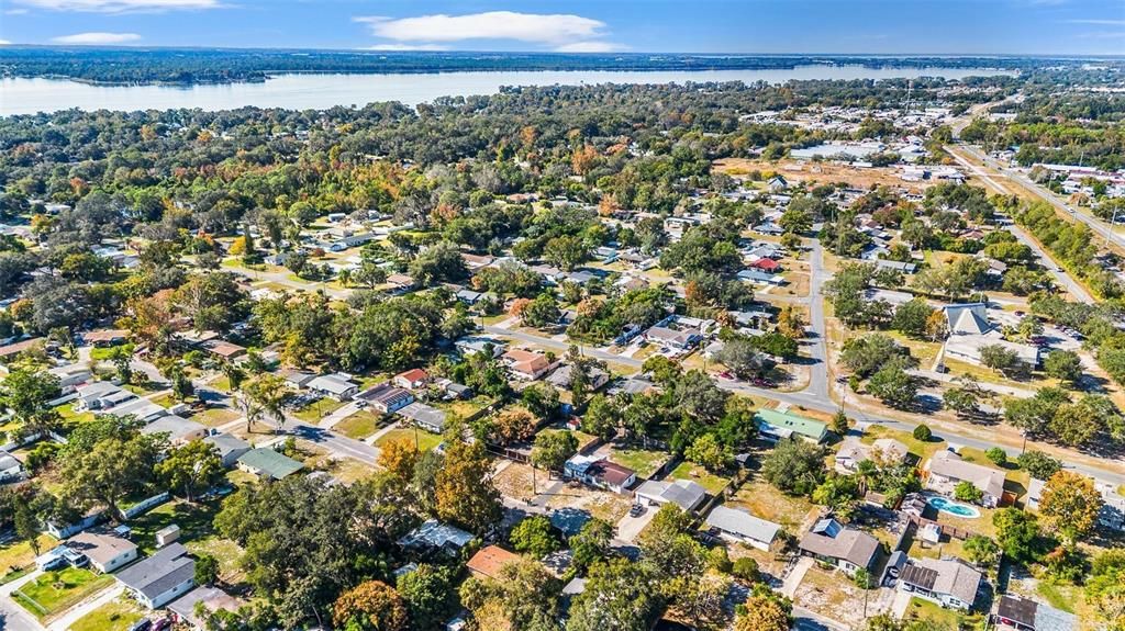 En Venta: $298,999 (3 camas, 2 baños, 1224 Pies cuadrados)