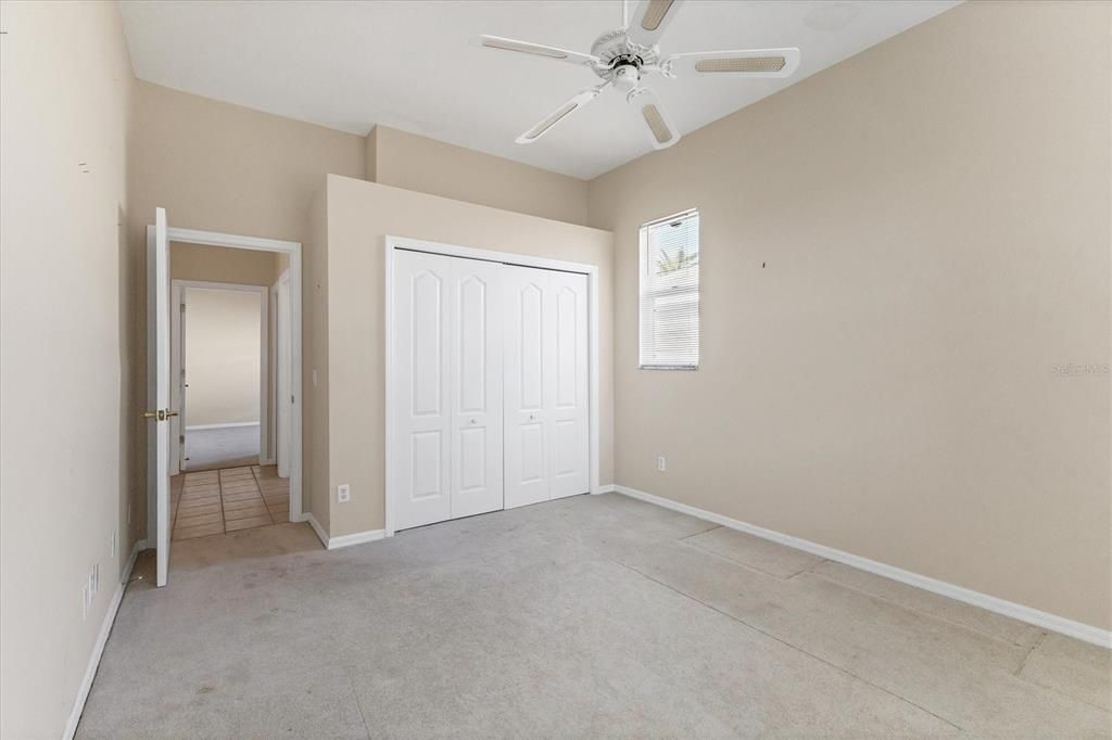 待售: $400,000 (3 贝兹, 2 浴室, 2360 平方英尺)