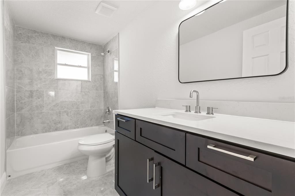 For Sale: $309,900 (3 beds, 3 baths, 2239 Square Feet)