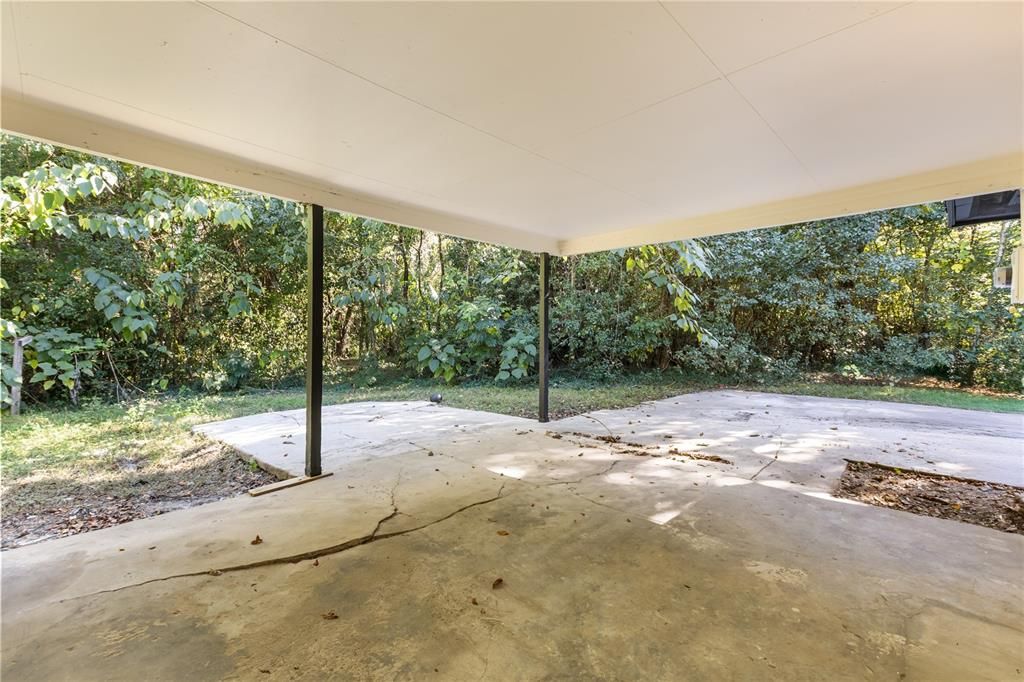 For Sale: $309,900 (3 beds, 3 baths, 2239 Square Feet)