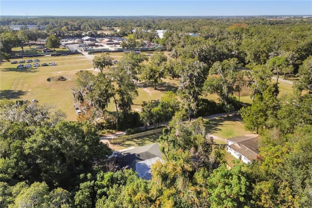 For Sale: $309,900 (3 beds, 3 baths, 2239 Square Feet)