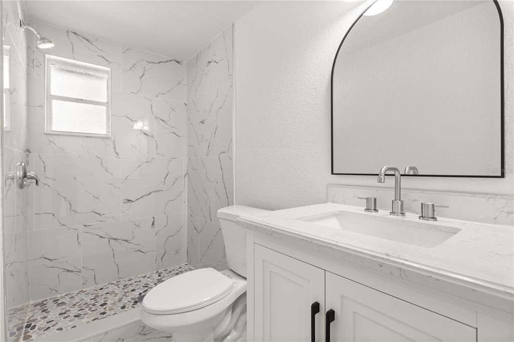 For Sale: $309,900 (3 beds, 3 baths, 2239 Square Feet)