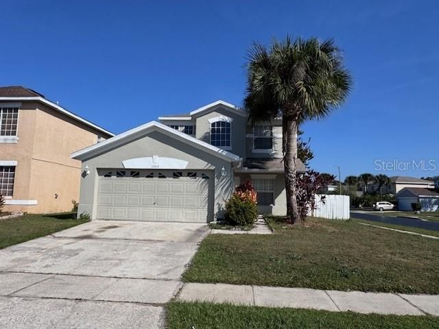 Active With Contract: $350,000 (4 beds, 2 baths, 1900 Square Feet)