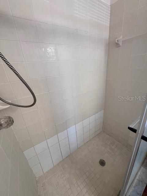 Active With Contract: $350,000 (4 beds, 2 baths, 1900 Square Feet)