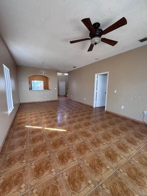 Active With Contract: $350,000 (4 beds, 2 baths, 1900 Square Feet)