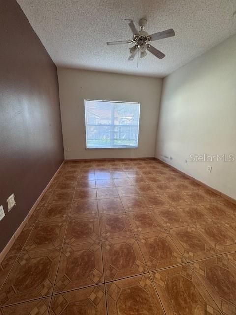 Active With Contract: $350,000 (4 beds, 2 baths, 1900 Square Feet)