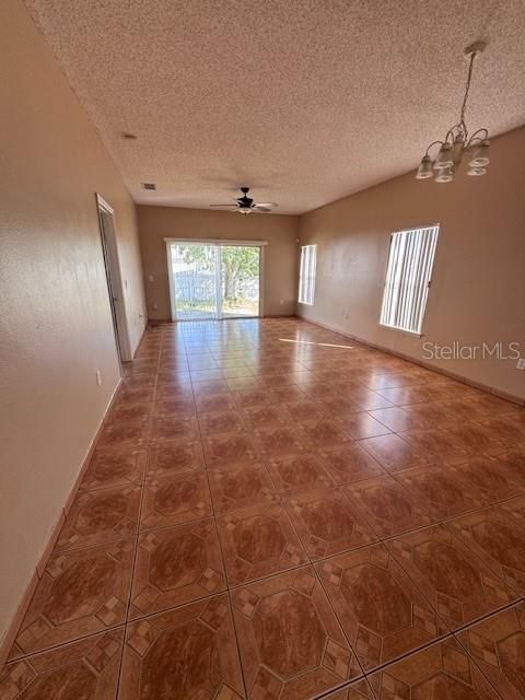 Active With Contract: $350,000 (4 beds, 2 baths, 1900 Square Feet)