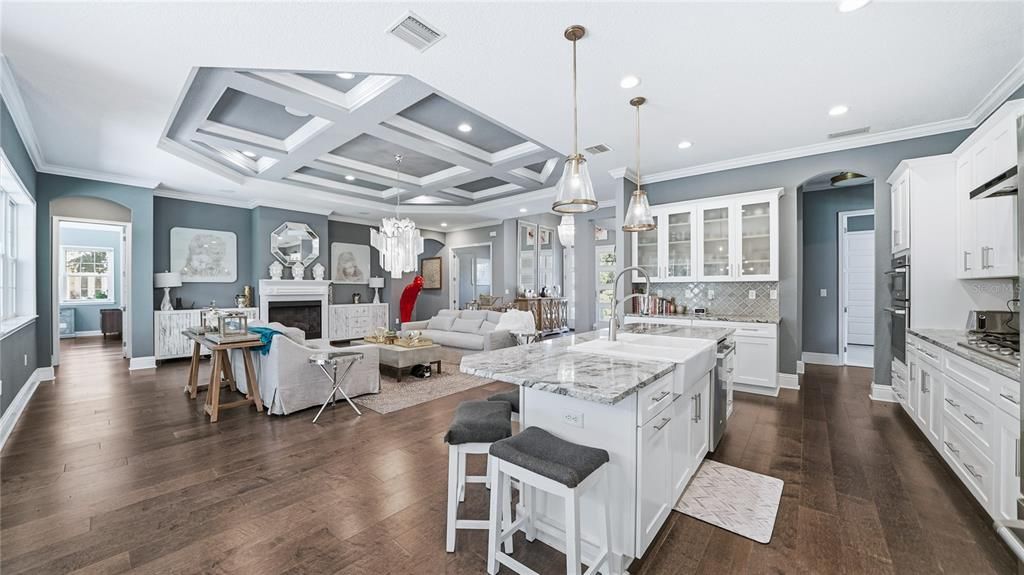 For Sale: $1,400,000 (4 beds, 3 baths, 3498 Square Feet)