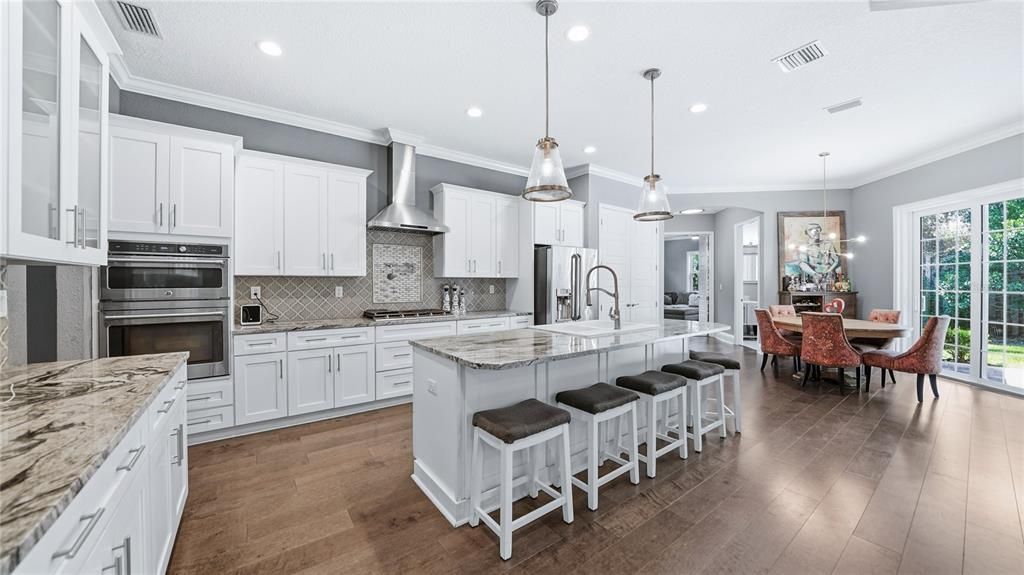 For Sale: $1,400,000 (4 beds, 3 baths, 3498 Square Feet)