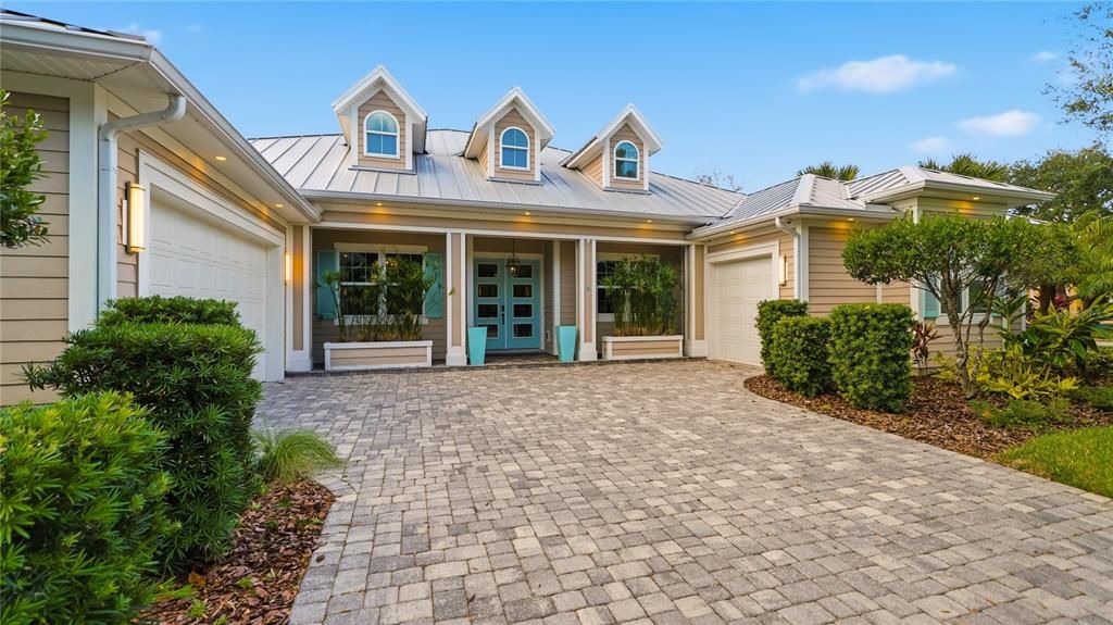 For Sale: $1,400,000 (4 beds, 3 baths, 3498 Square Feet)