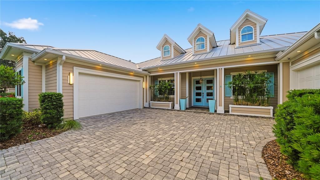 For Sale: $1,400,000 (4 beds, 3 baths, 3498 Square Feet)