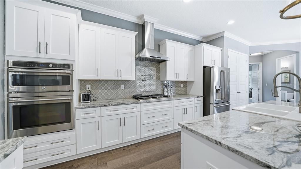 For Sale: $1,400,000 (4 beds, 3 baths, 3498 Square Feet)